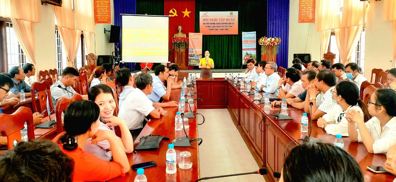 Phú Yên: Hội nghị tập huấn hỗ trợ nông dân chuyển đổi số trong sản xuất và tiêu thụ nông sản, hàng hóa