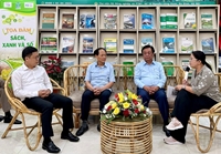 Bộ trưởng Lê Minh Hoan “Sách cho người nông dân - cần lan toả để mang đến sự hạnh phúc”