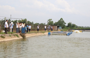 Vĩnh Phúc Tập huấn Ứng dụng cảm biến môi trường trong chăn nuôi thủy sản