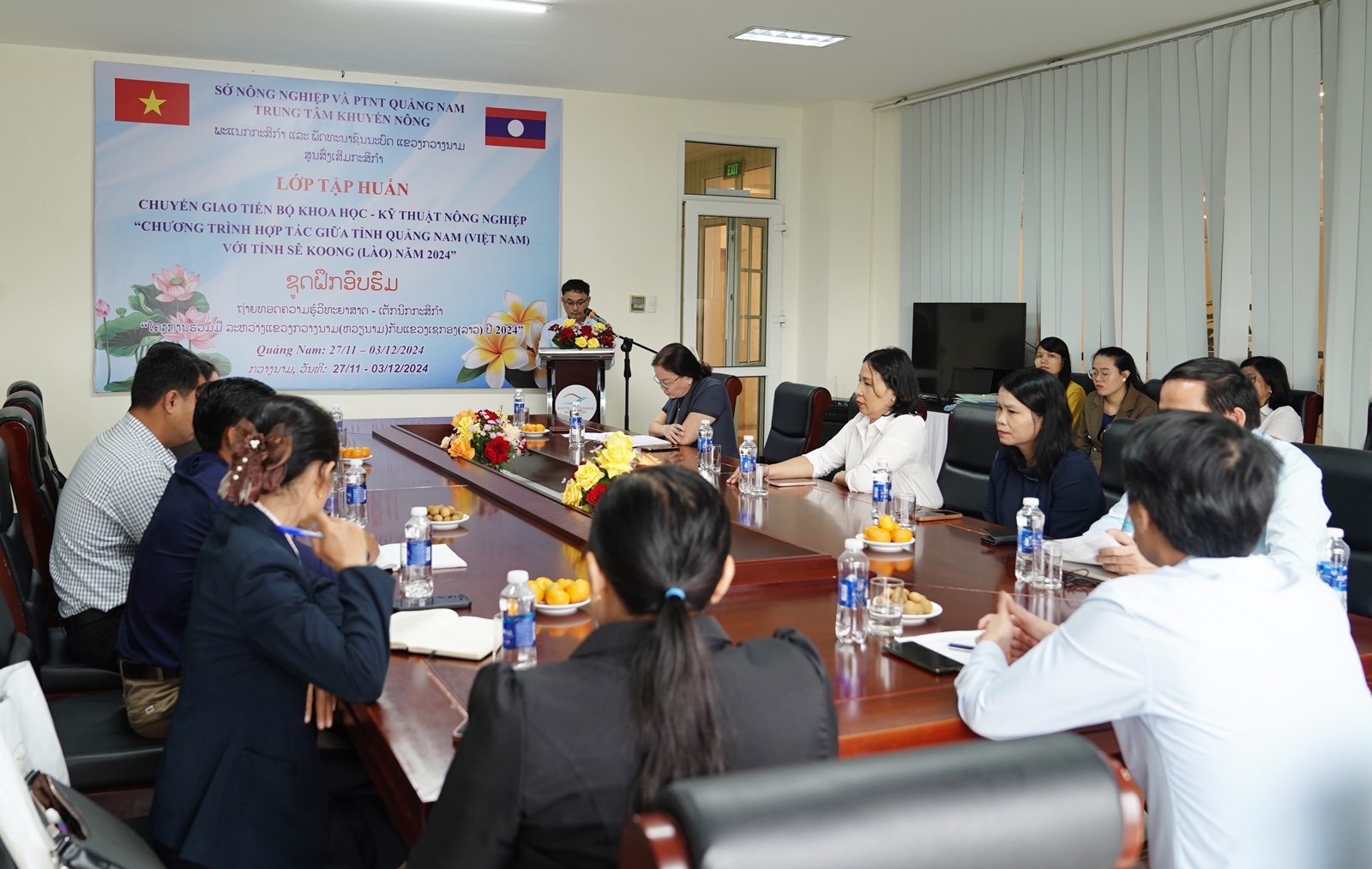 Quảng Nam Trao đổi kinh nghiệm và tập huấn chuyển giao TBKT nông nghiệp cho học viên Lào