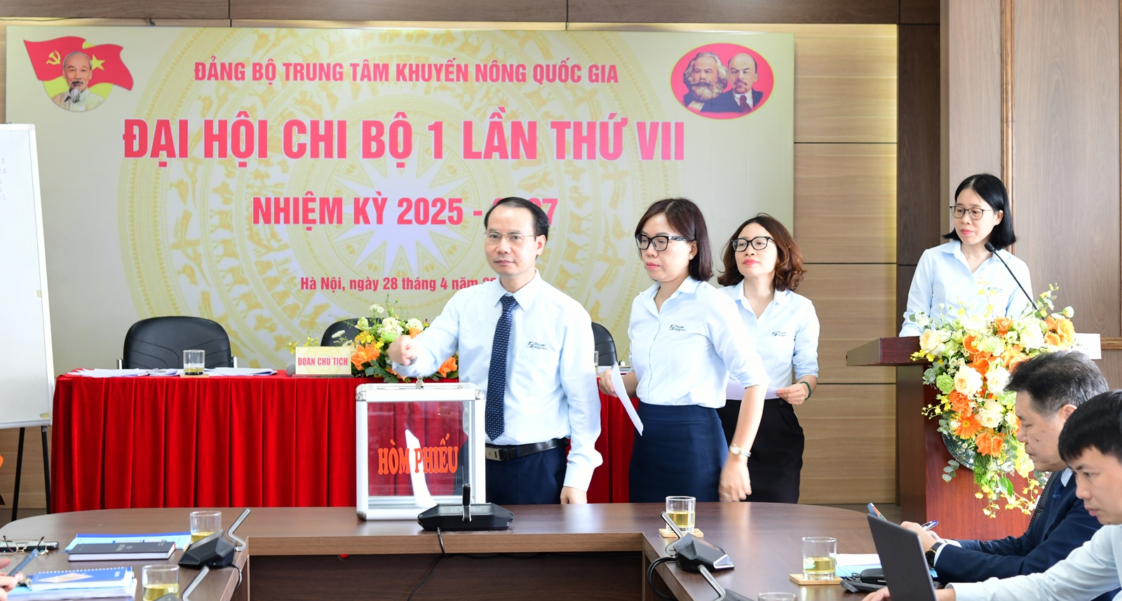 Đại hội các Chi bộ - Đảng bộ Trung tâm Khuyến nông quốc gia nhiệm kỳ 2025 - 2027 thành công tốt đẹp