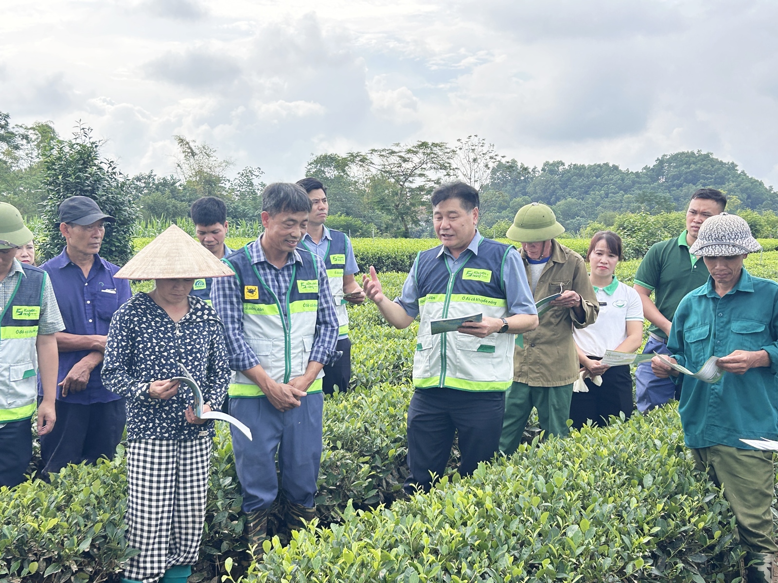 Khuyến nông đồng hành khôi phục sản xuất Nơi bà con đặt niềm tin
