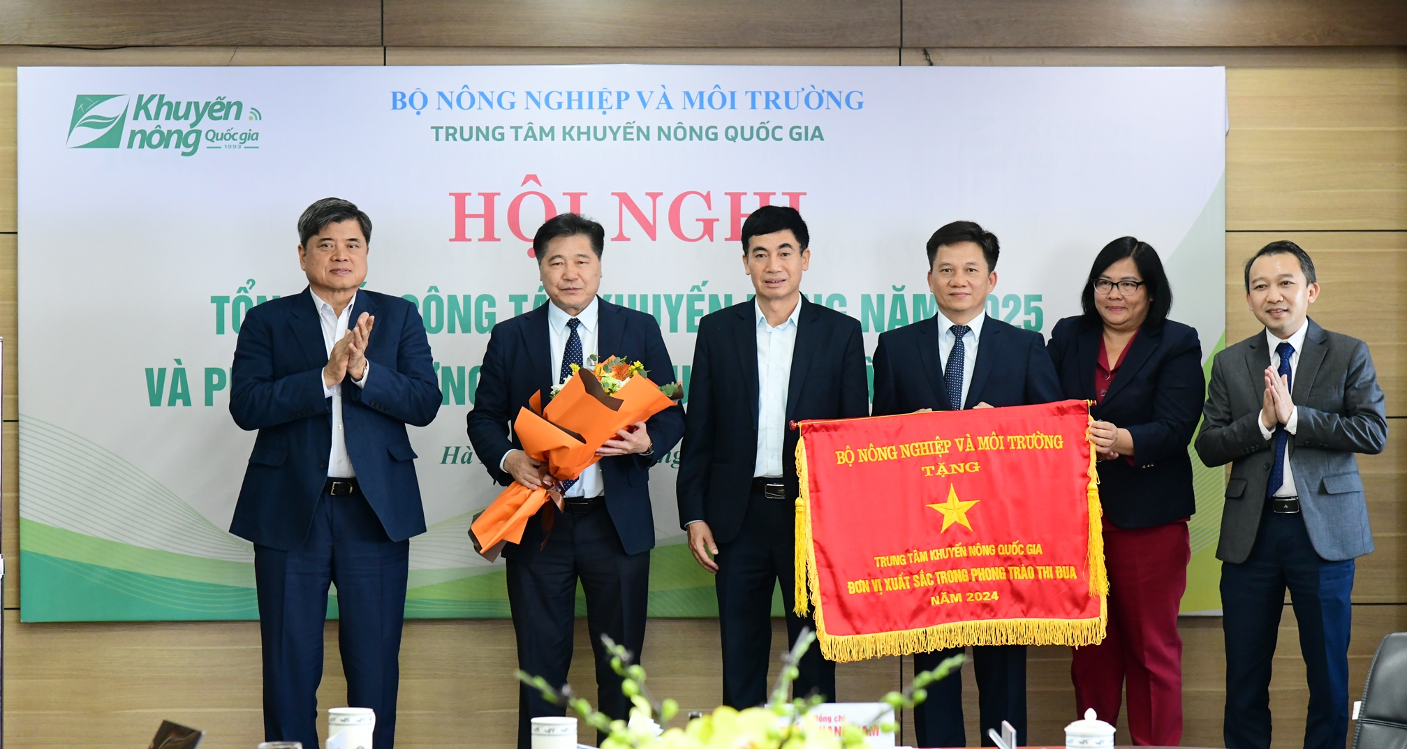 NĂM 2026 - KHUYẾN NÔNG CHUYỂN ĐỔI TƯ DUY TỪ CHUYỂN GIAO KỸ THUẬT SANG KẾT NỐI, ĐIỀU PHỐI TOÀN DIỆN TẠI CƠ SỞ