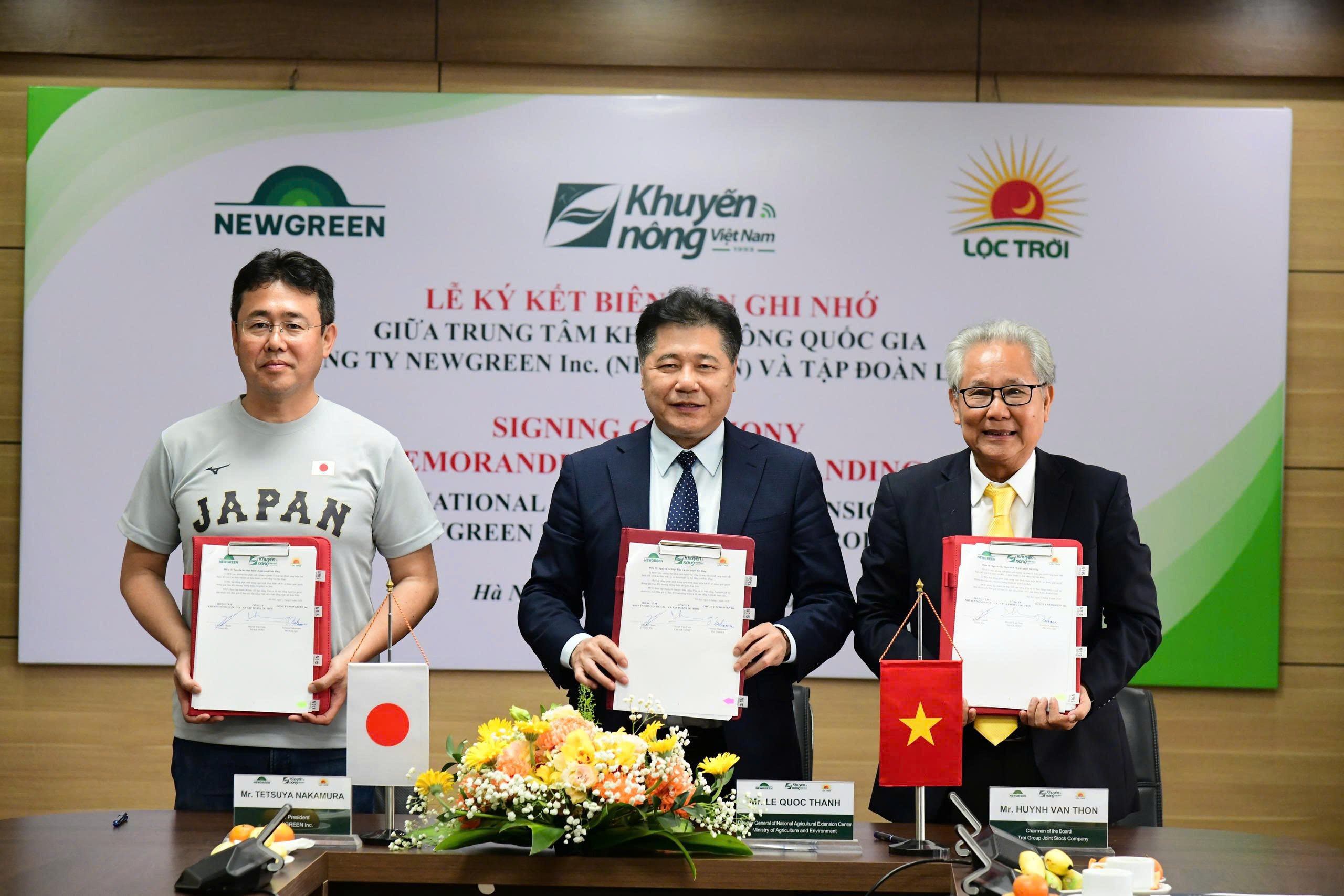 Ký kết hợp tác về nông nghiệp giữa Trung tâm Khuyến nông quốc gia với công ty Newgreen và Tập đoàn Lộc Trời