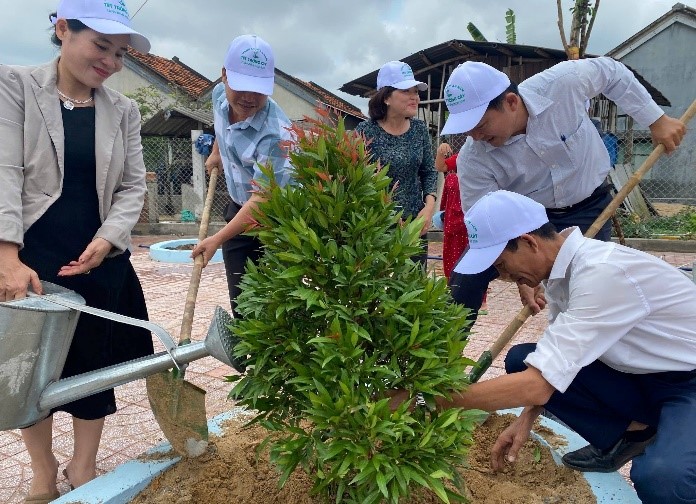 Xã Tuy An Nam Đắk Lắk  Sôi nổi ra quân Lễ phát động Tết trồng cây đời đời nhớ ơn Bác Hồ xuân Bính Ngọ 2026