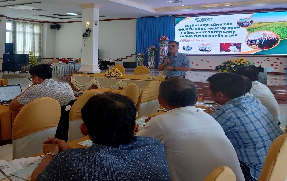 Vĩnh Long Hội thảo chuyển giao công nghệ sản xuất lúa bền vững và chủ động truyền thông phòng tránh hạn, xâm nhập mặn