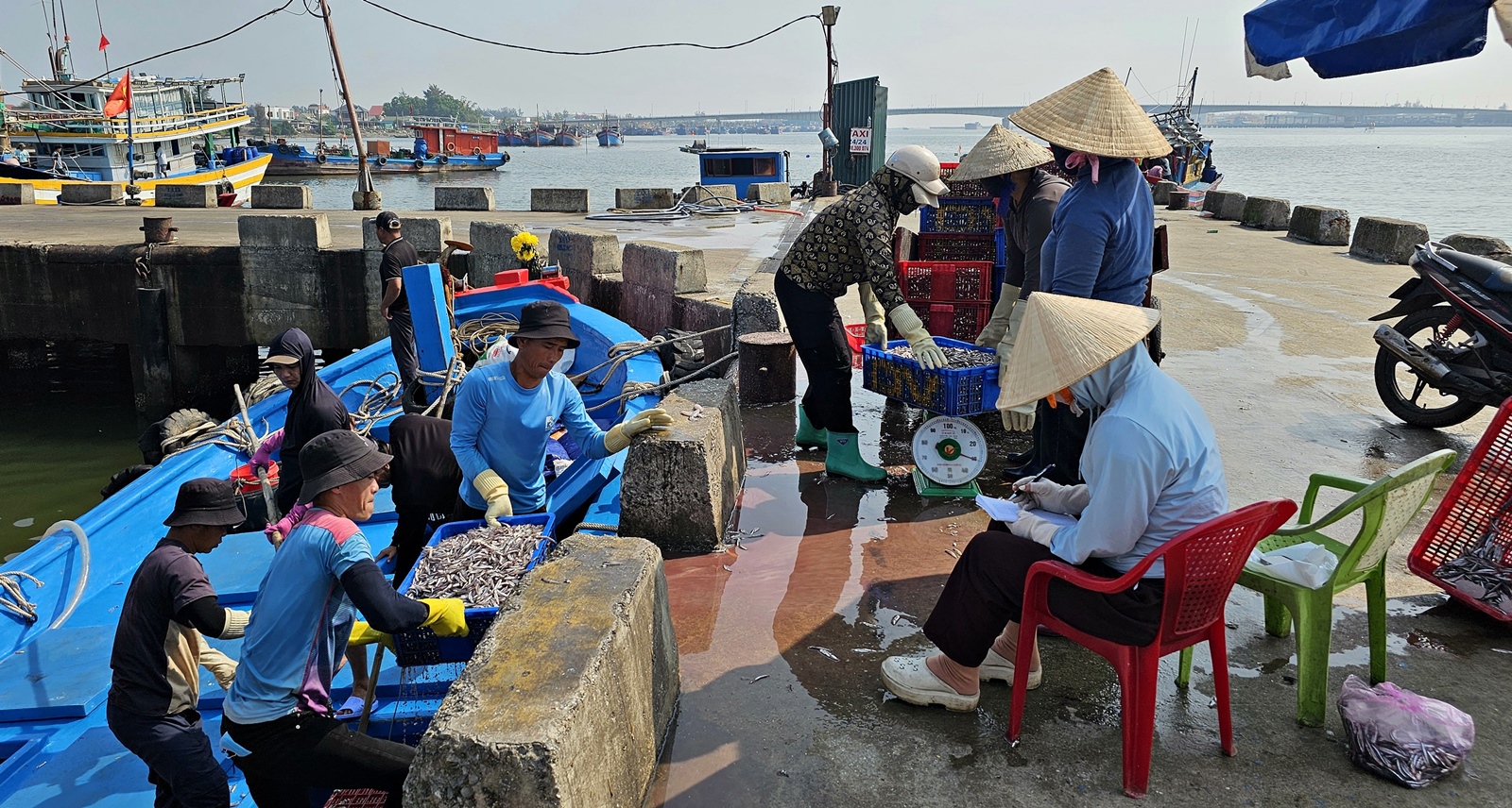 Điểm tựa để ngư dân Quảng Trị vững vàng bám biển