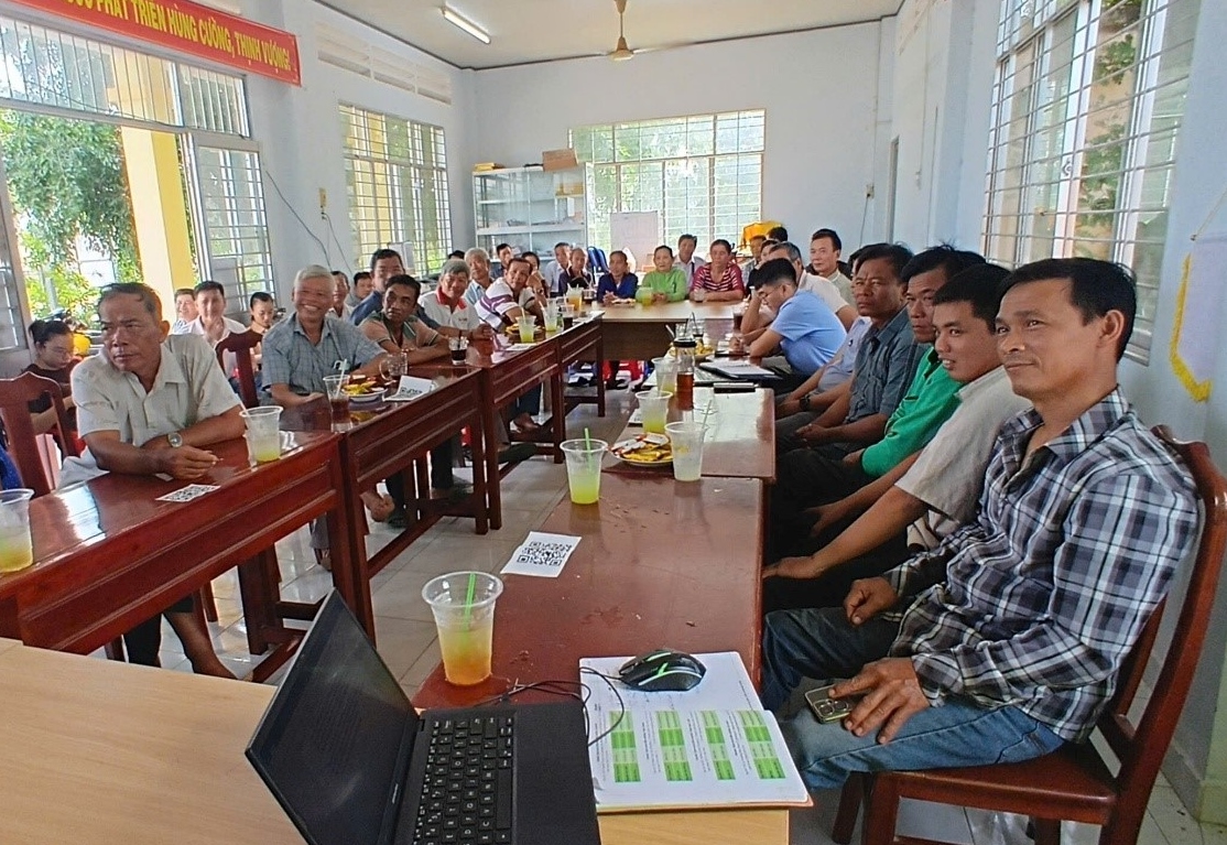 Đồng Tháp Nâng cao kỹ thuật nuôi trồng thủy sản mùa lũ cho nông dân