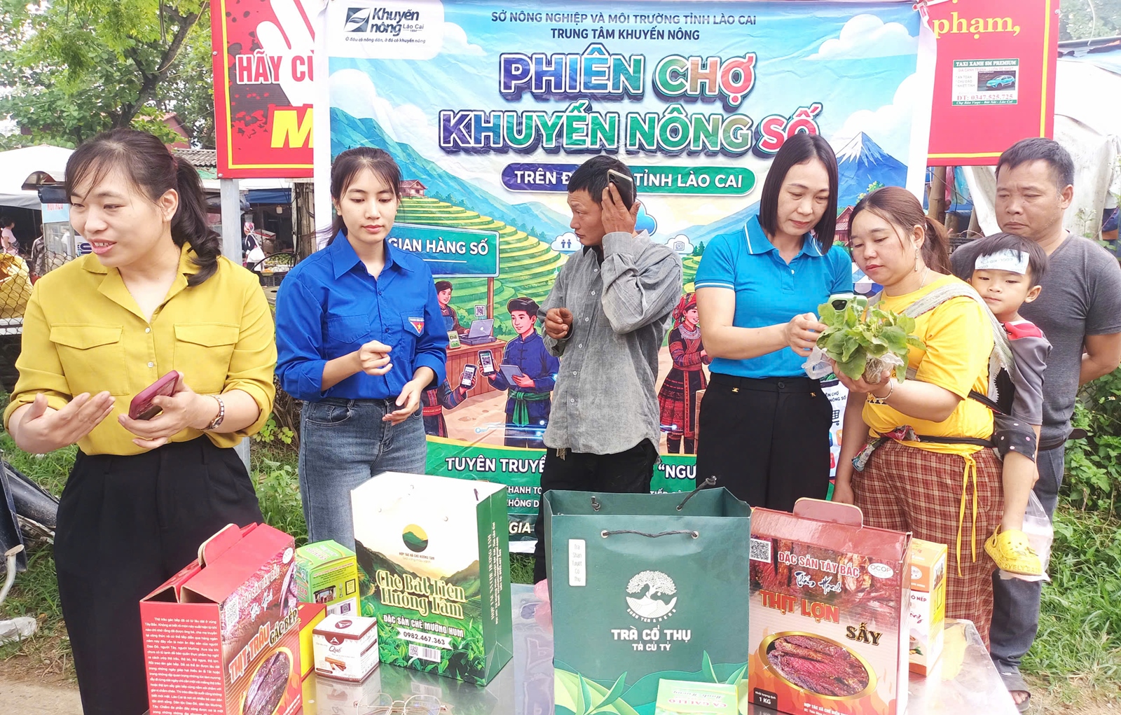 Từ đồng ruộng đến không gian số Khi khuyến nông Lào Cai cùng nông dân thay đổi cách làm