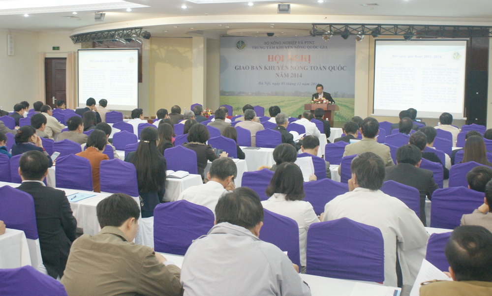 Hội nghị giao ban khuyến nông toàn quốc năm 2014 chủ đề Đổi mới hoạt động khuyến nông phục vụ tái cơ cấu ngành nông nghiệp và xây dựng nông thôn mới